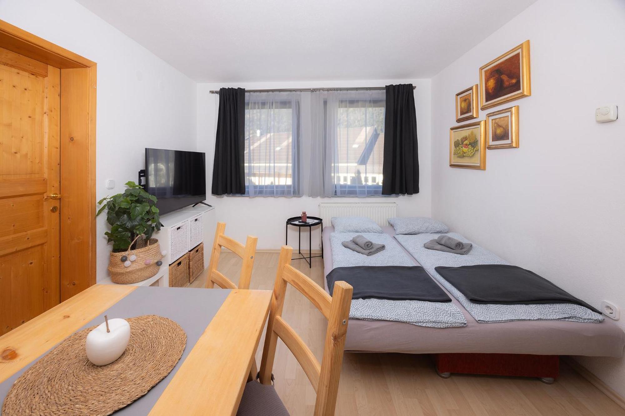 Apartmaji Anze Краньска Гора Экстерьер фото